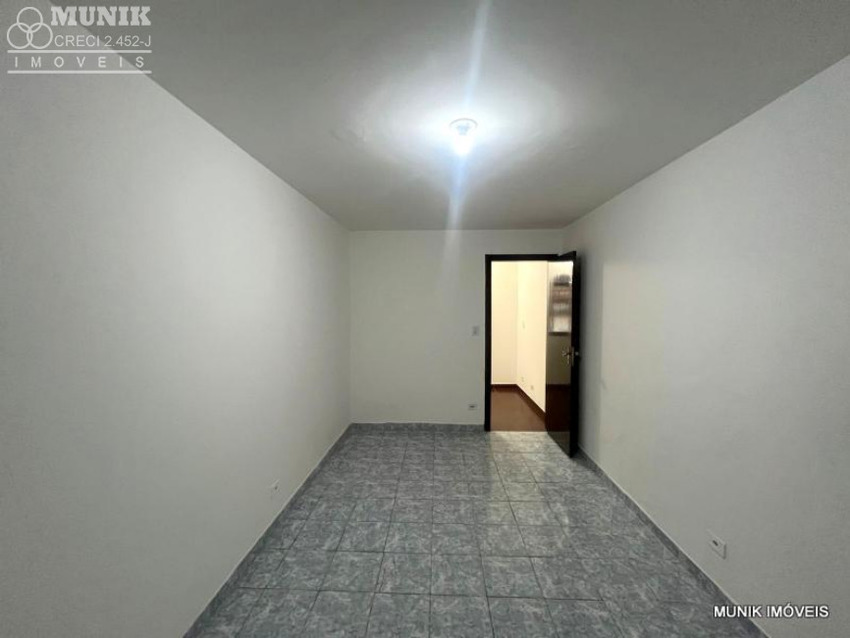 CASA TÉRREA COMERCIAL OU RESIDENCIAL NO JD. BONFIGLIOLI