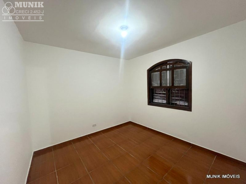 CASA TÉRREA COMERCIAL OU RESIDENCIAL NO JD. BONFIGLIOLI