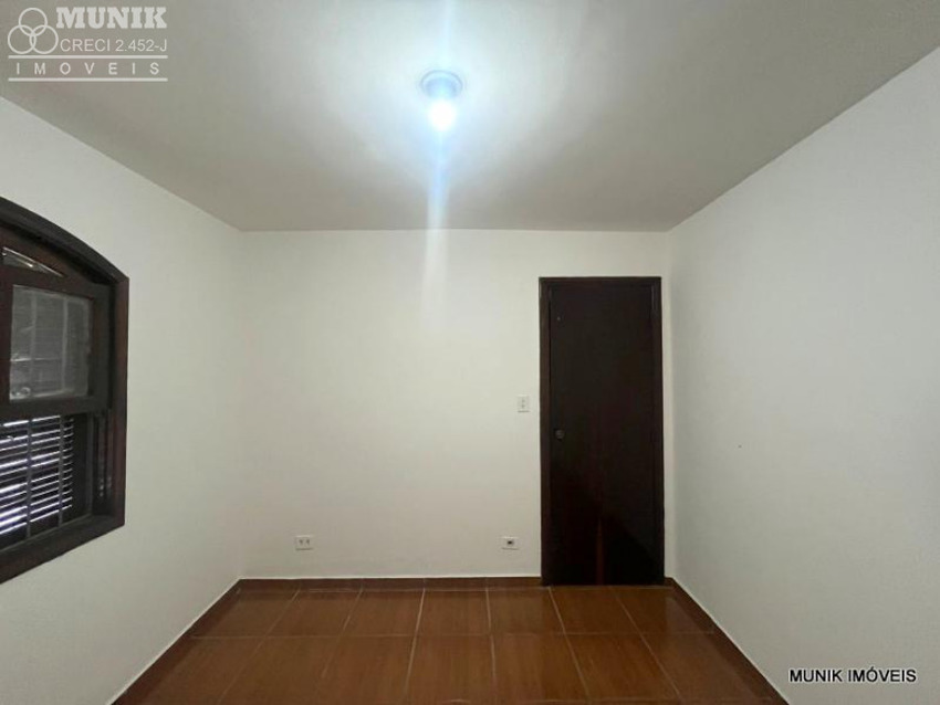 CASA TÉRREA COMERCIAL OU RESIDENCIAL NO JD. BONFIGLIOLI