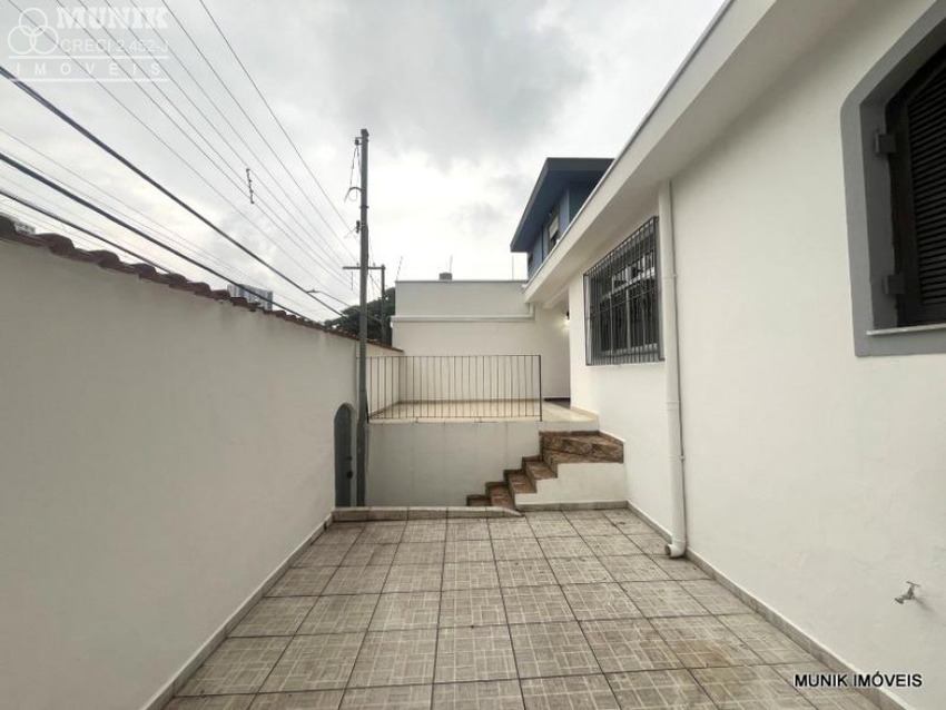CASA TÉRREA COMERCIAL OU RESIDENCIAL NO JD. BONFIGLIOLI