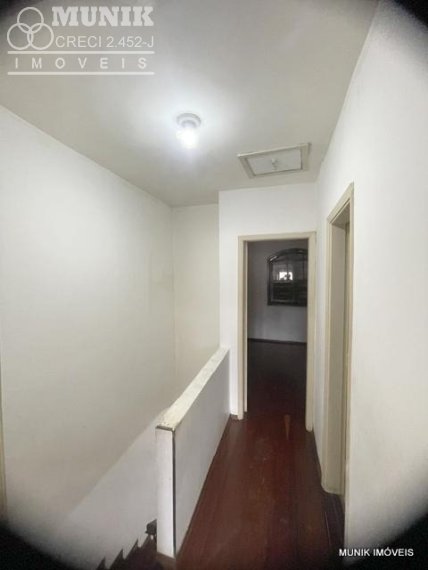 CASA EM CONDOMÍNIO FECHADO 2 DORMS. 1 VAGA NO JD. JUSSARA