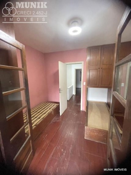 CASA EM CONDOMÍNIO FECHADO 2 DORMS. 1 VAGA NO JD. JUSSARA