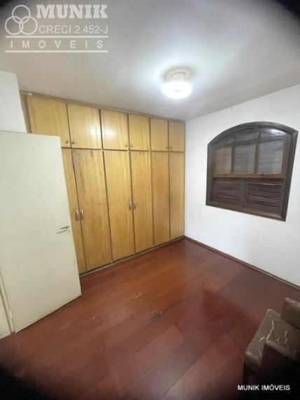 CASA EM CONDOMÍNIO FECHADO 2 DORMS. 1 VAGA NO JD. JUSSARA