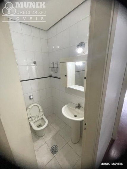 CASA EM CONDOMÍNIO FECHADO 2 DORMS. 1 VAGA NO JD. JUSSARA