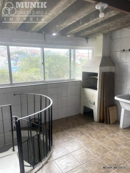 CASA EM CONDOMÍNIO FECHADO 2 DORMS. 1 VAGA NO JD. JUSSARA