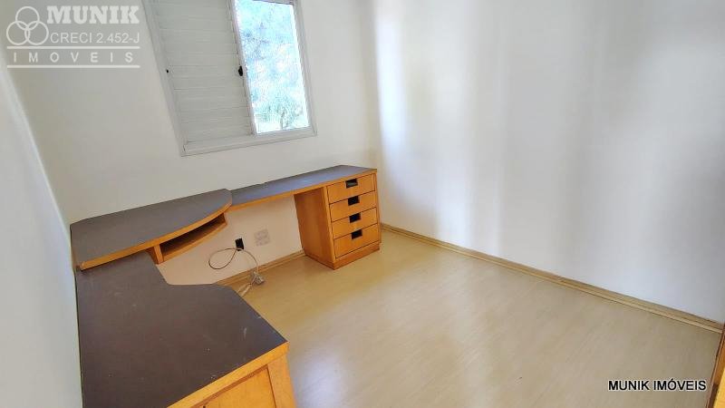 APARTAMENTO 2 DORMS. 1 VAGA NO JD. PINHEIROS