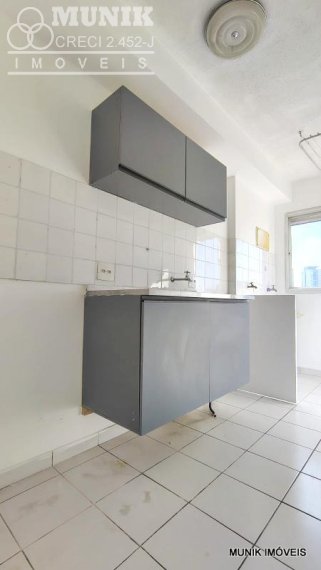 APARTAMENTO 2 DORMS. 1 VAGA NO JD. PINHEIROS