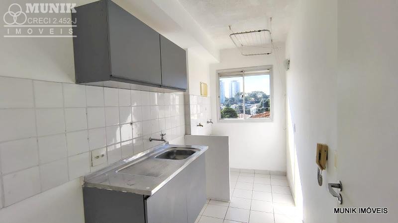 APARTAMENTO 2 DORMS. 1 VAGA NO JD. PINHEIROS