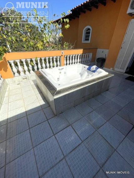 SOBRADO 3 DORMS. 3 VAGAS NO JD. BONFIGLIOLI