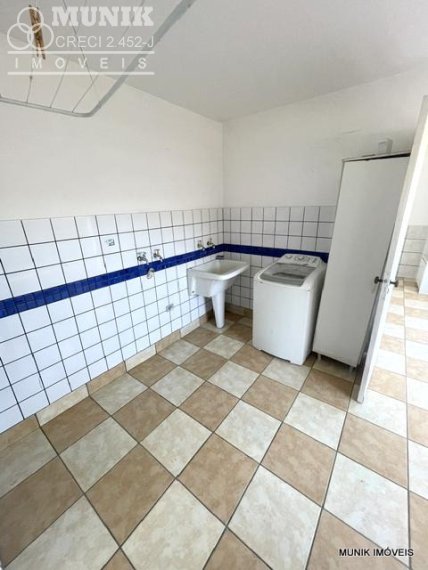 SOBRADO 3 DORMS. 3 VAGAS NO JD. BONFIGLIOLI
