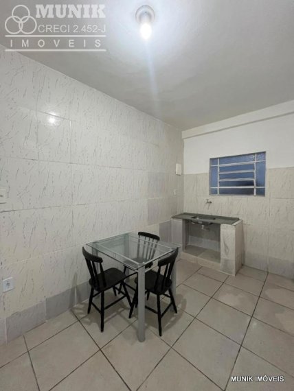 CASA TÉRREA, 30,00M² 1 DORM. COM 2 VAGAS NO JD. LÚCIA