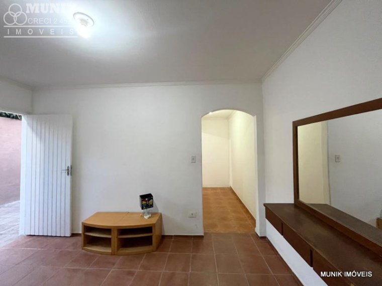 CASA 45,00M² 1 DORM. SEM VAGA DE GARAGEM NO JD. LÚCIA