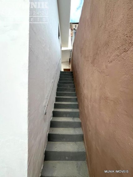 CASA 40,00M² 1 DORM. SEM VAGA DE GARAGEM NO JD. LÚCIA