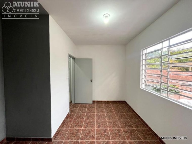 CASA 40,00M² 1 DORM. SEM VAGA DE GARAGEM NO JD. LÚCIA