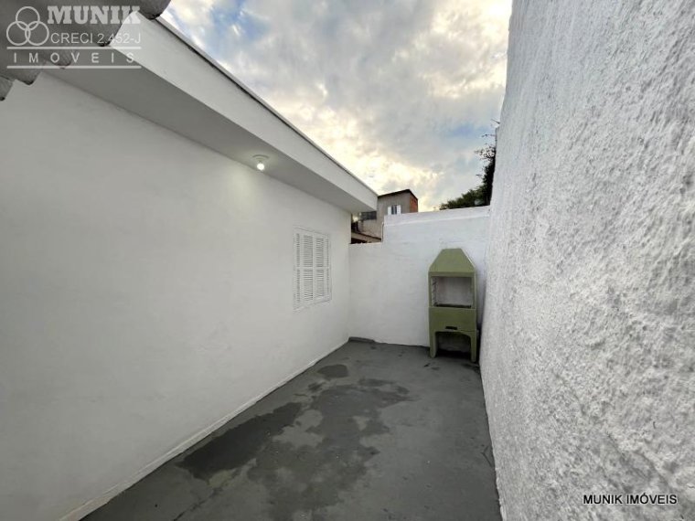 CASA 40,00M² 1 DORM. SEM VAGA DE GARAGEM NO JD. LÚCIA