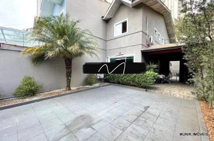 SOBRADO 3 DORMS. 2 VAGAS NO RIO PEQUENO